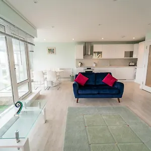 Luxurious Seaside Galway