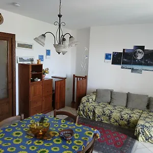 https://appartamento-la-luna-blu.it-tuscanyhotel.com