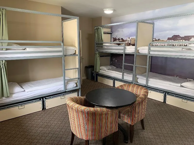 Kinlay Hostel Eyre Square Голуэй