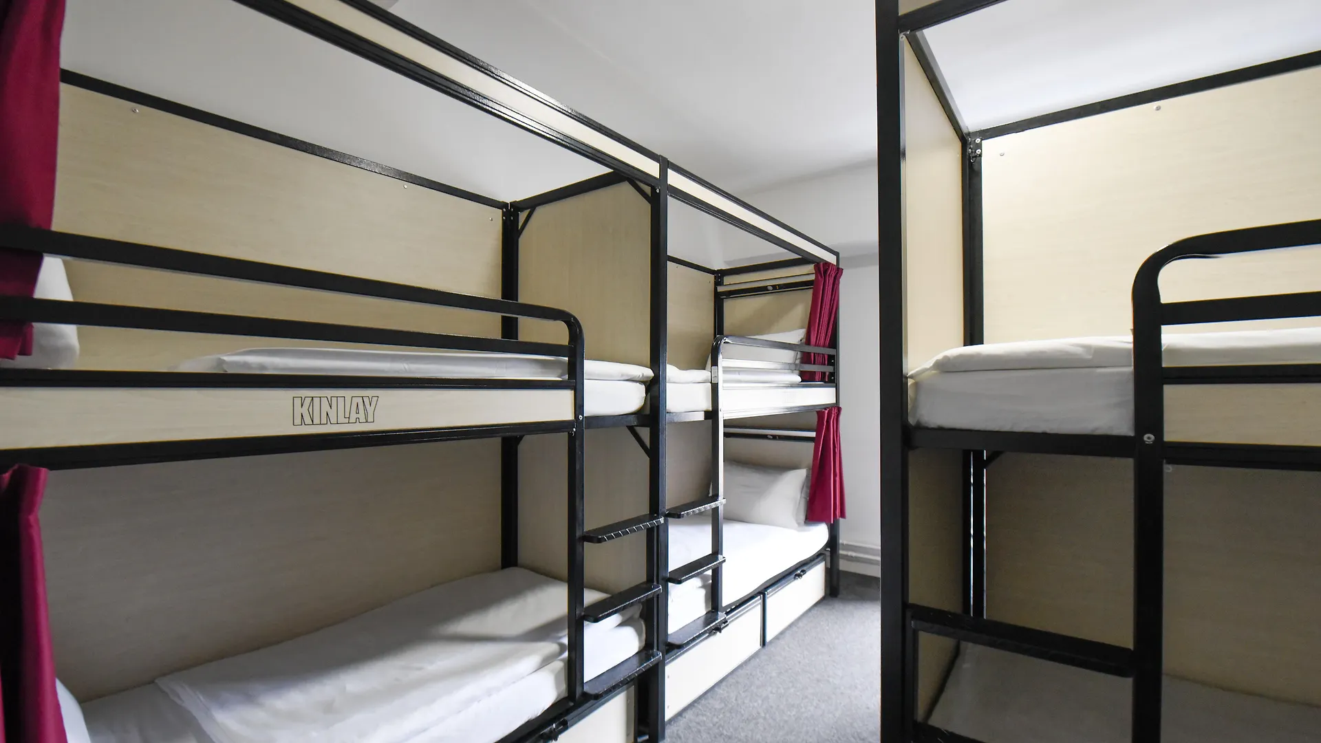 Kinlay Hostel Eyre Square Galway 0*,  Ireland