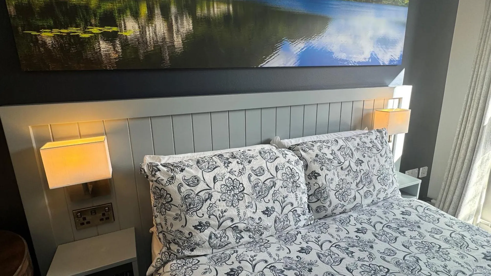 Kinlay Hostel Eyre Square Голуэй